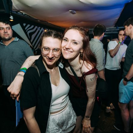 90ies & 2000s SINGLE Party - Season Closing
