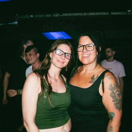 90ies & 2000s SINGLE Party - Season Closing