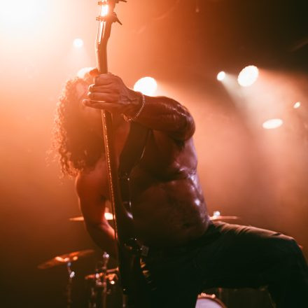 Letlive