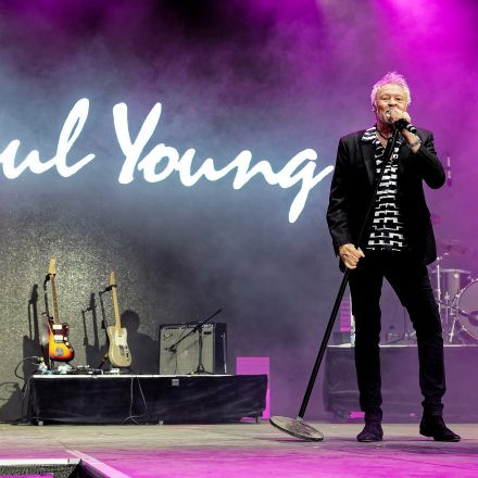 FOREVER YOUNG 2026