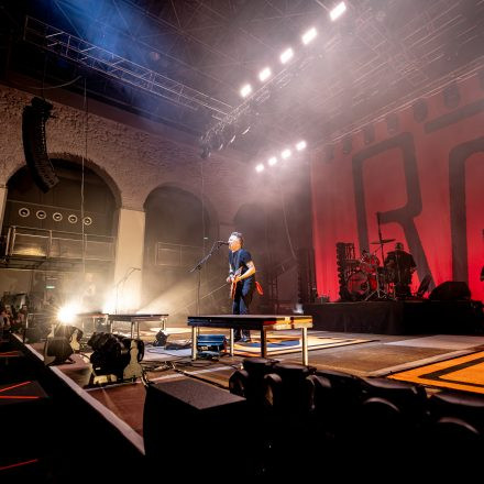 Rise Against