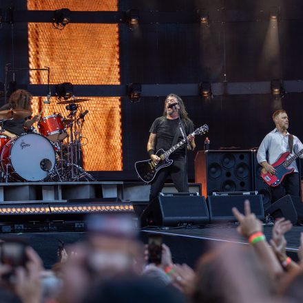 FOO FIGHTERS