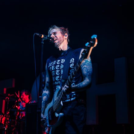 Rise Against