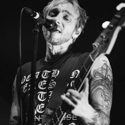 Rise Against
