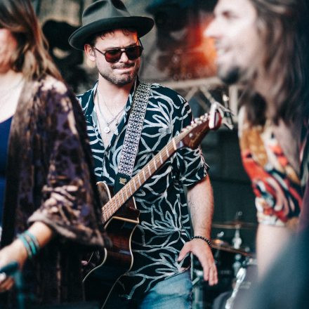 5:15 - THE WHO TRIBUTE | FLEETWOOD DAISIES - Szene Soundgarden