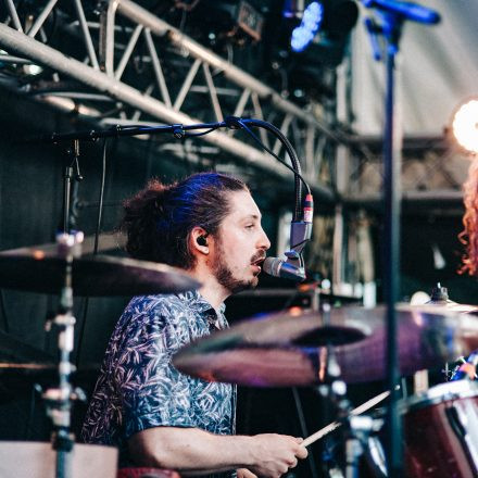 5:15 - THE WHO TRIBUTE | FLEETWOOD DAISIES - Szene Soundgarden