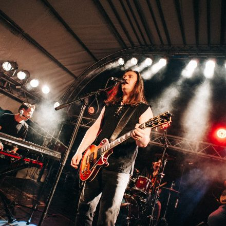5:15 - THE WHO TRIBUTE | FLEETWOOD DAISIES - Szene Soundgarden