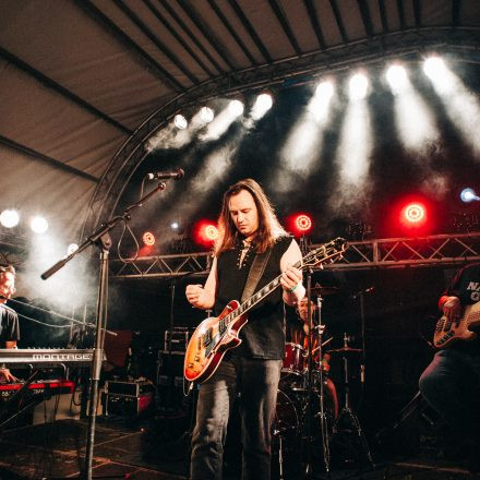 5:15 - THE WHO TRIBUTE | FLEETWOOD DAISIES - Szene Soundgarden