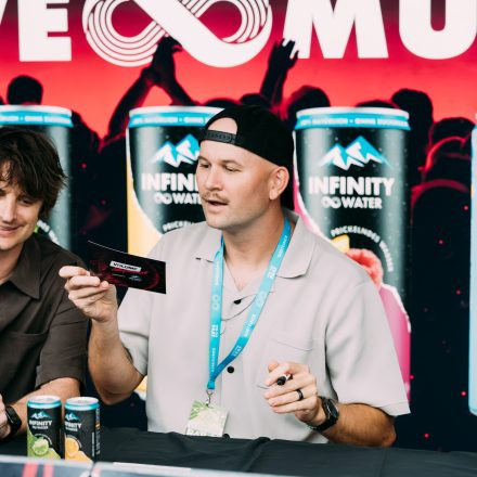 FM4 Frequency Festival 2026 - Autogrammzelt pres. by Infinity Water