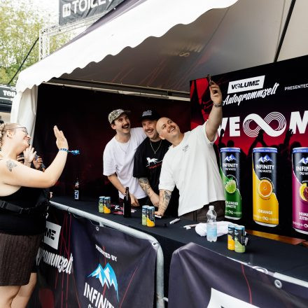 FM4 Frequency Festival 2026 - Autogrammzelt pres. by Infinity Water