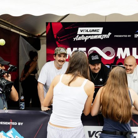 FM4 Frequency Festival 2026 - Autogrammzelt pres. by Infinity Water