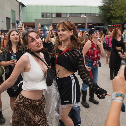 FM4 Frequency Festival 2026 - Autogrammzelt pres. by Infinity Water