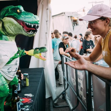 FM4 Frequency Festival 2026 - Autogrammzelt pres. by Infinity Water