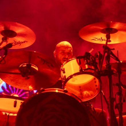 Carpenter Brut + HEALTH