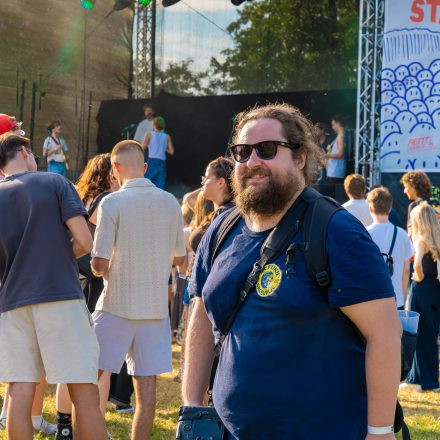 Rock im Dorf