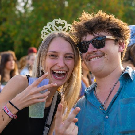 Rock im Dorf