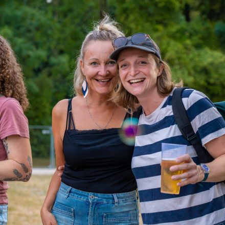 Rock im Dorf