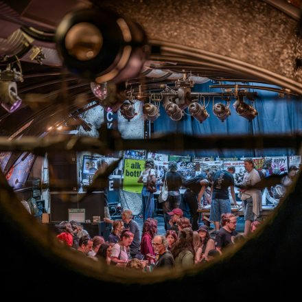 Rockhouse Flohmarkt und Crude