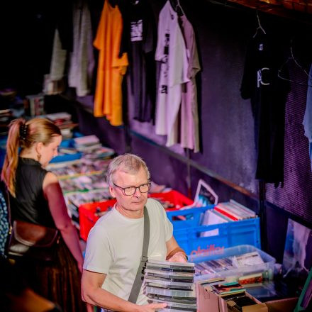 Rockhouse Flohmarkt und Crude