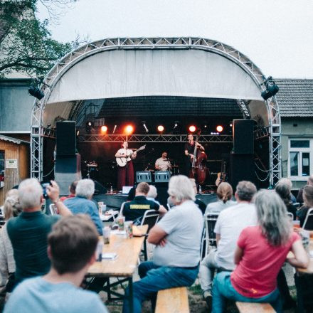 HOVACEK | STUBENFLIEGE - Szene Soundgarden
