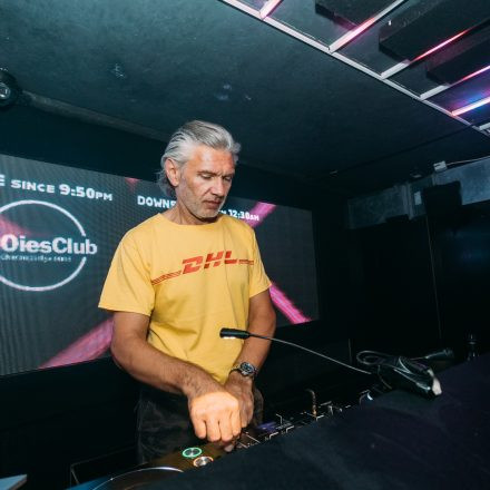 90ies & 2000s Club