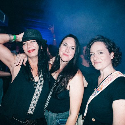 90ies & 2000s SINGLE Party <3