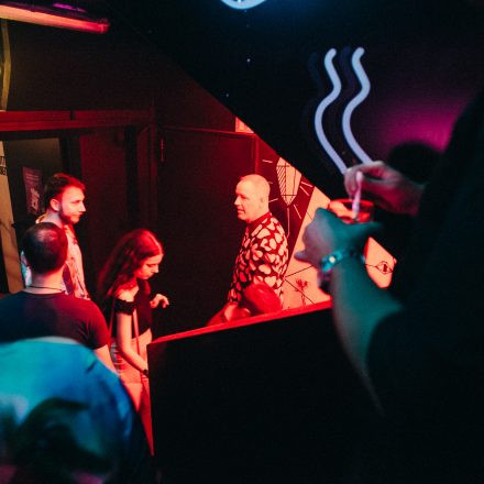 90ies & 2000s SINGLE Party <3