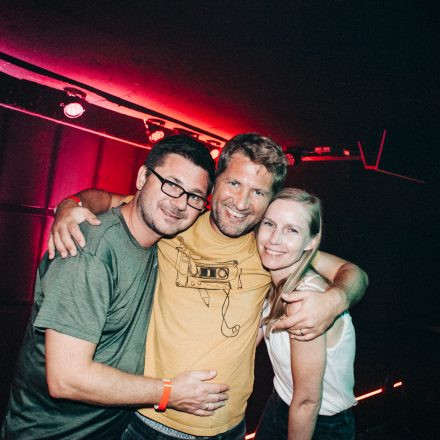 90ies & 2000s SINGLE Party <3