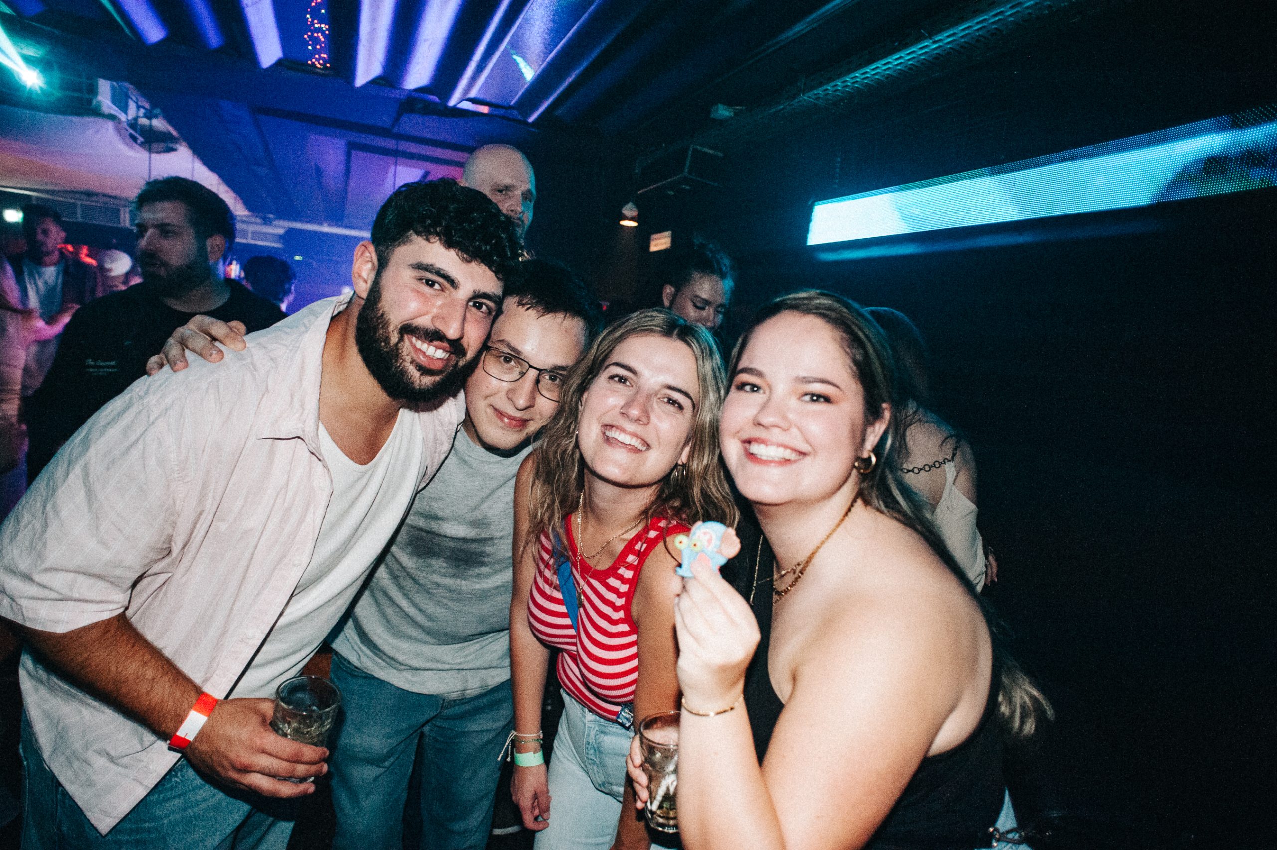 90ies & 2000s SINGLE Party <3