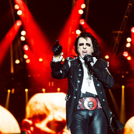 Hollywood Vampires