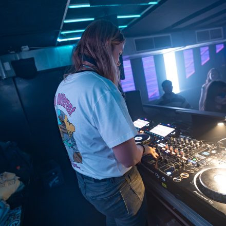 BEATDOWN x DRUM & BASSICK w/ Absu_NTQL