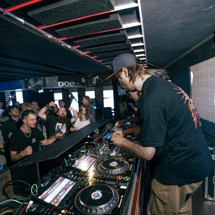 BEATDOWN x DRUM & BASSICK w/ Absu_NTQL