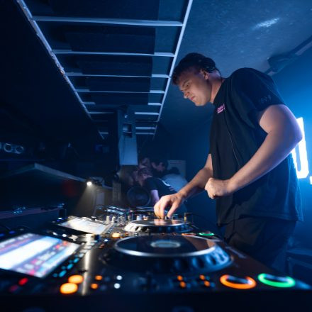 BEATDOWN x DRUM & BASSICK w/ Absu_NTQL