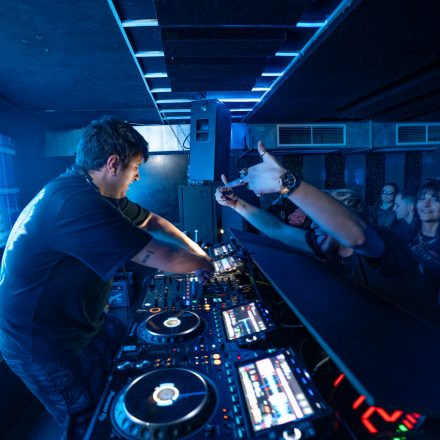 BEATDOWN x DRUM & BASSICK w/ Absu_NTQL