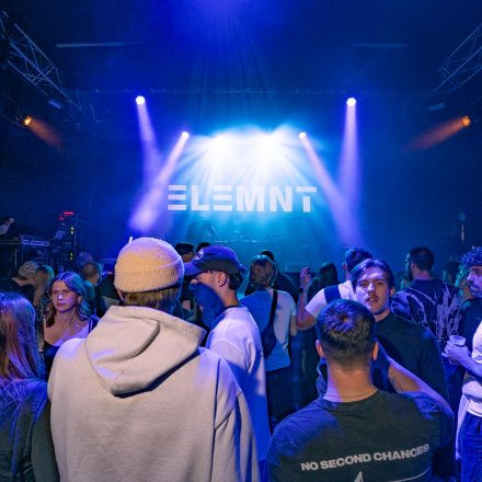 ELEMNT pres. KANINE