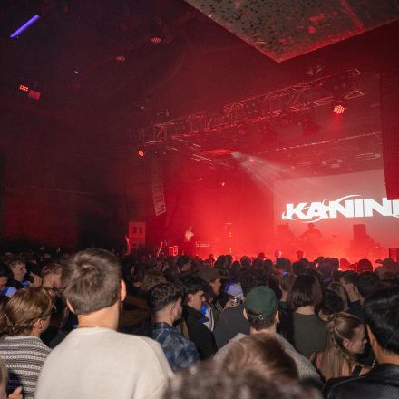 ELEMNT pres. KANINE