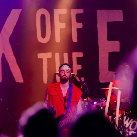Walk Off The Earth