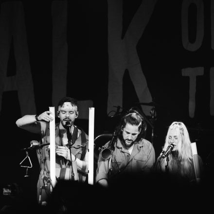 Walk Off The Earth
