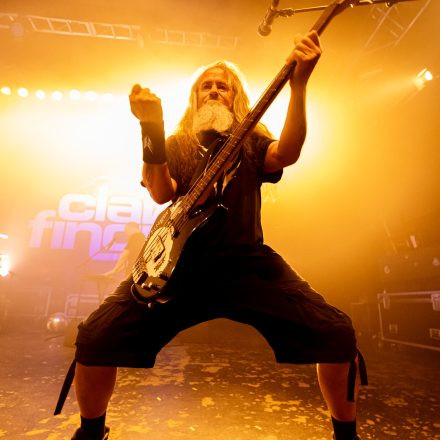 Clawfinger
