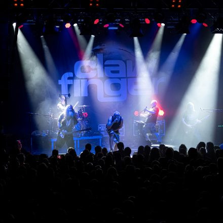 Clawfinger