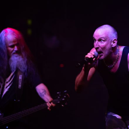 Clawfinger
