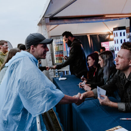 Nova Rock Festival 2018 - Day 1 - Autogrammzelt @ Pannonia Fields