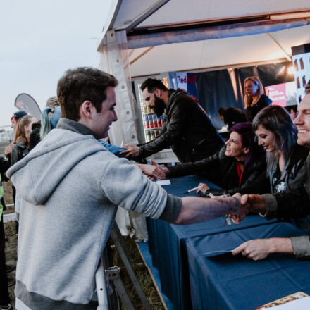 Nova Rock Festival 2018 - Day 1 - Autogrammzelt @ Pannonia Fields