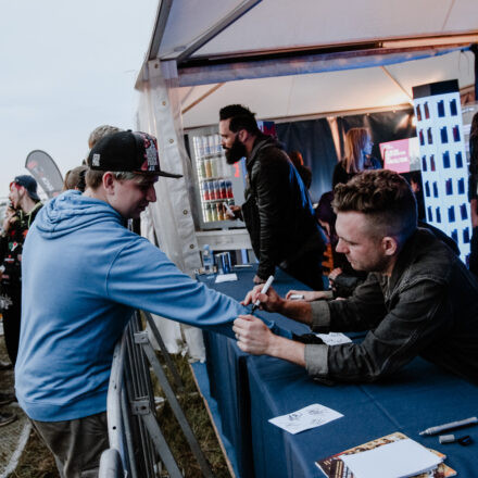 Nova Rock Festival 2018 - Day 1 - Autogrammzelt @ Pannonia Fields