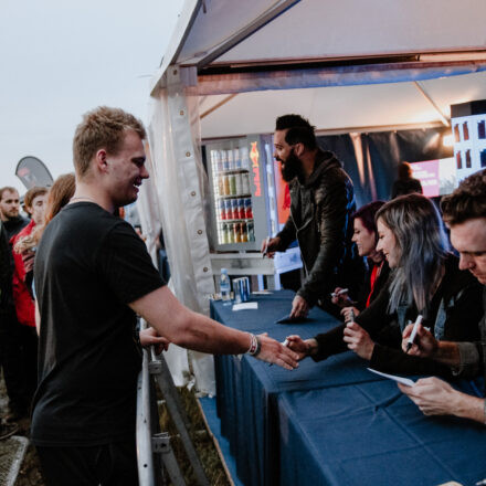 Nova Rock Festival 2018 - Day 1 - Autogrammzelt @ Pannonia Fields