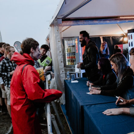 Nova Rock Festival 2018 - Day 1 - Autogrammzelt @ Pannonia Fields