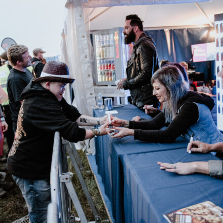 Nova Rock Festival 2018 - Day 1 - Autogrammzelt @ Pannonia Fields