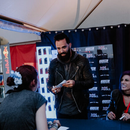 Nova Rock Festival 2018 - Day 1 - Autogrammzelt @ Pannonia Fields