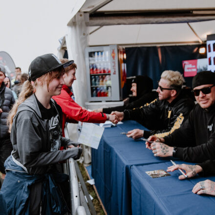 Nova Rock Festival 2018 - Day 1 - Autogrammzelt @ Pannonia Fields