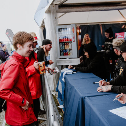 Nova Rock Festival 2018 - Day 1 - Autogrammzelt @ Pannonia Fields